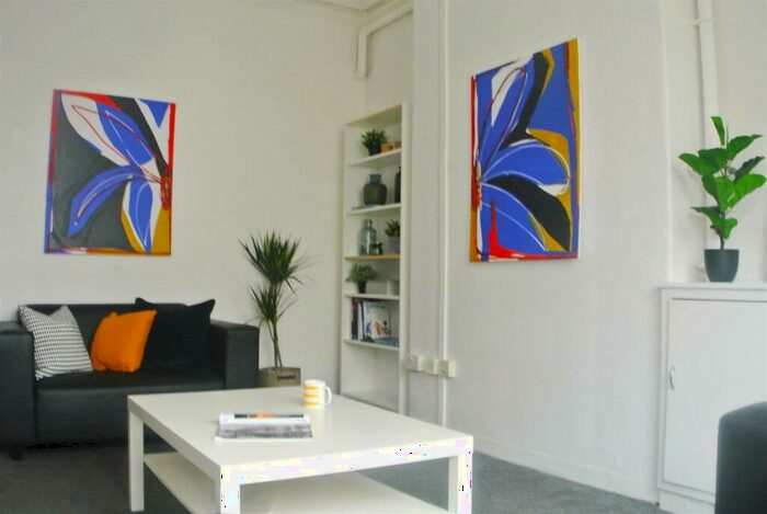 7 Bedroom House To Rent In College Road, Bangor, LL57