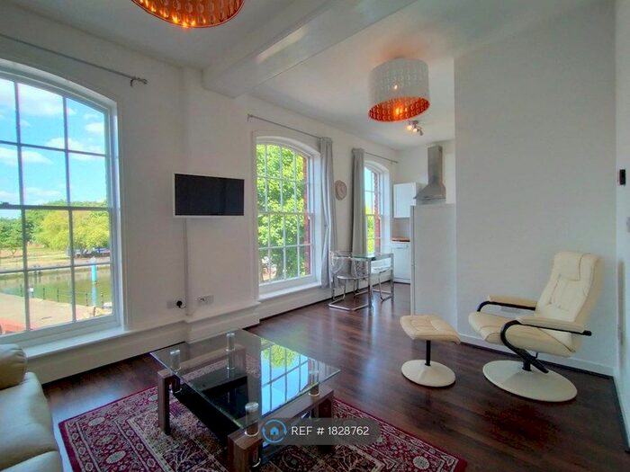 2 Bedroom Flat To Rent In Hull Marina, Hull, HU1