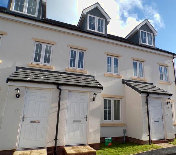 3 Bedroom Terraced House To Rent In Blakewell Close, Roundswell, Barnstaple, EX31