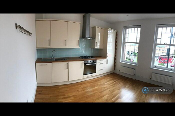 2 Bedroom Flat To Rent In Muswell Hill Broadway, London, N10