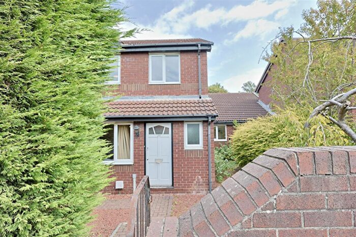 4 Bedroom Detached House To Rent In Donnington Court, South Gosforth, Newcastle Upon Tyne, NE3