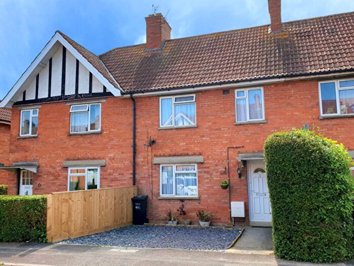3 Bedroom Terraced House For Sale In Landmead, Glastonbury, BA6