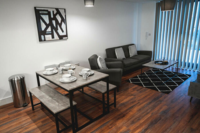2 Bedroom Apartment To Rent In Great Central, Sheffield, Yorkshire, S3