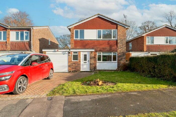 3 Bedroom Detached House To Rent In Freshfield Bank, Forest Row, RH18