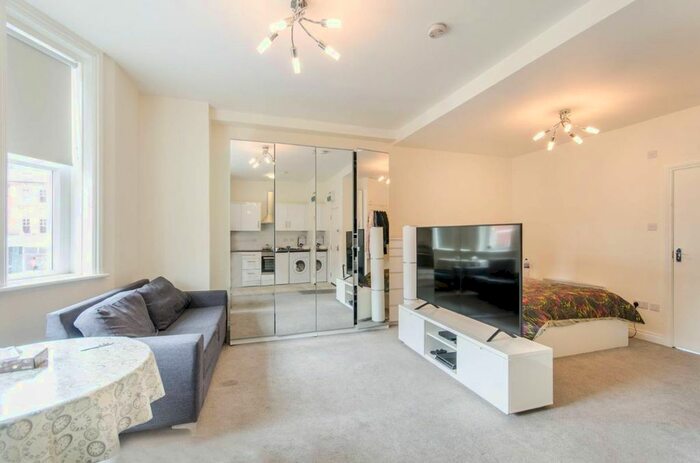 Studio To Rent In Allitsen Road, St Johns Wood, London, NW8