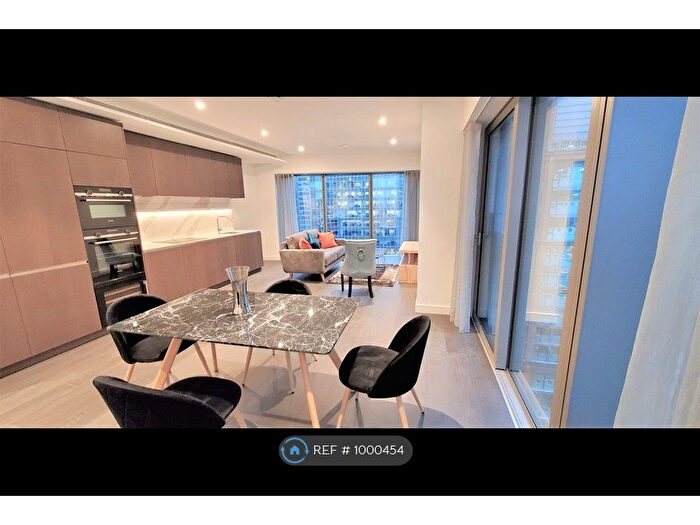 2 Bedroom Flat To Rent In Park Drive, London, E14