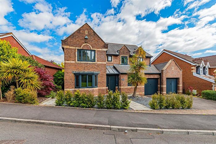 4 Bedroom Detached House For Sale In Llwyn Y Grant Road, Penylan, Cardiff, CF23
