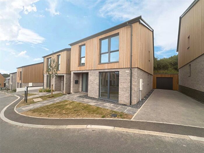 4 Bedroom Detached House To Rent In Pinhoe, Exeter, Devon, EX4