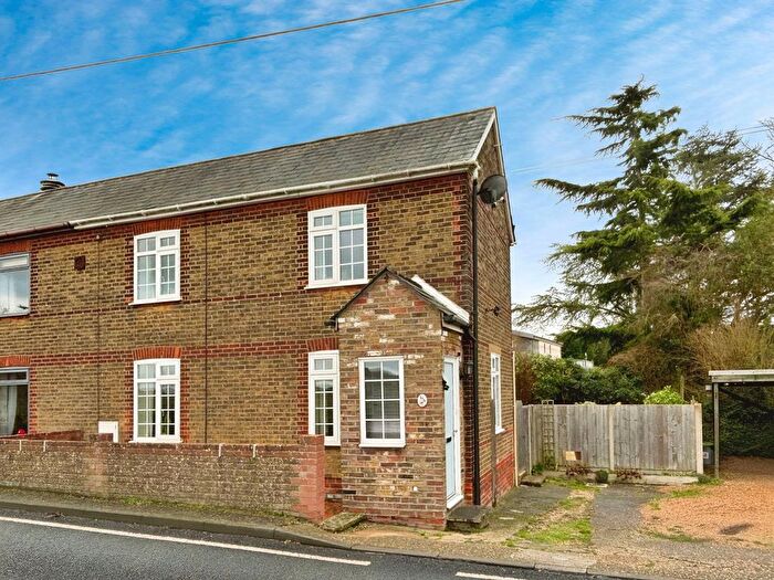 3 Bedroom Semi-Detached House For Sale In Broad Road, Braintree, CM7