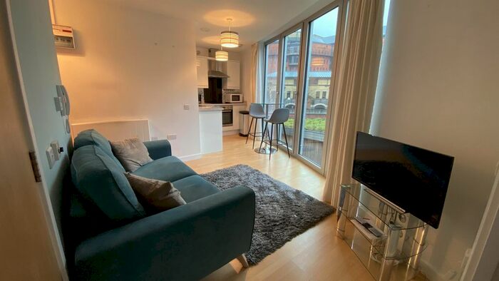 1 Bedroom Flat To Rent In Glass Wharf, Bristol, BS2