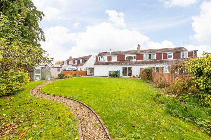 5 Bedroom Semi-Detached House For Sale In Eastfields, Blewbury, OX11