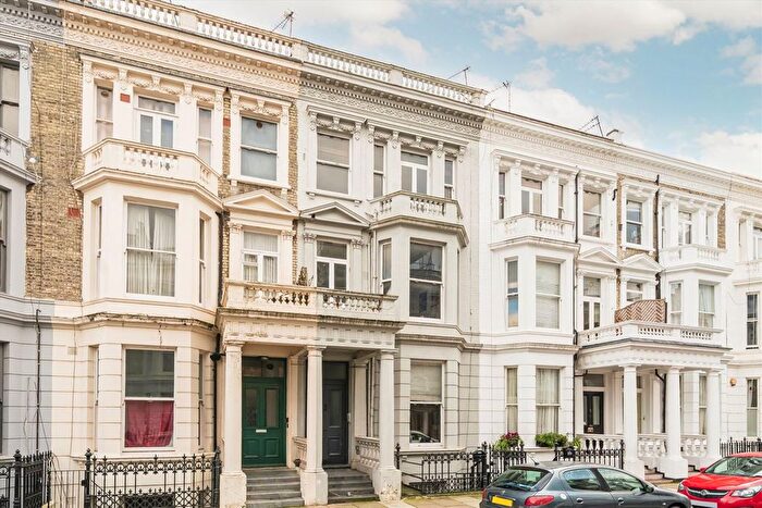 1 Bedroom Flat For Sale In Fairholme Road, West Kensington, W14