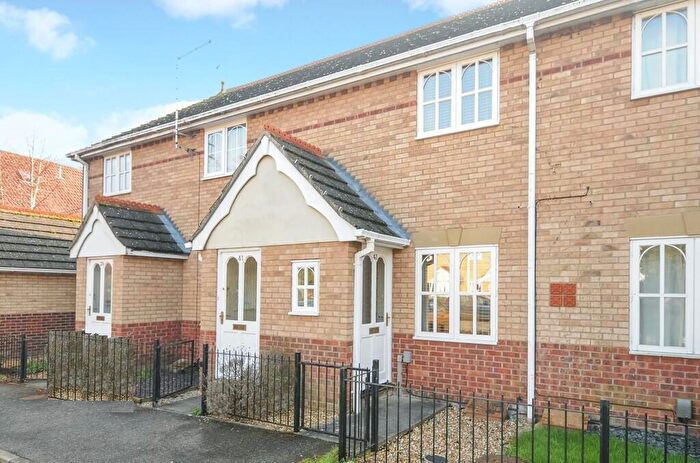 2 Bedroom Terraced House To Rent In Hopkins Close, Cambridge, CB4