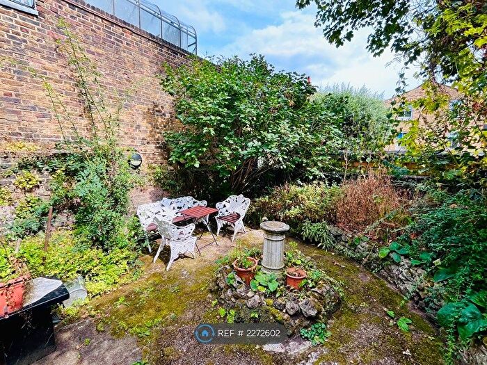 1 Bedroom Flat To Rent In New Kings Road, London, SW6