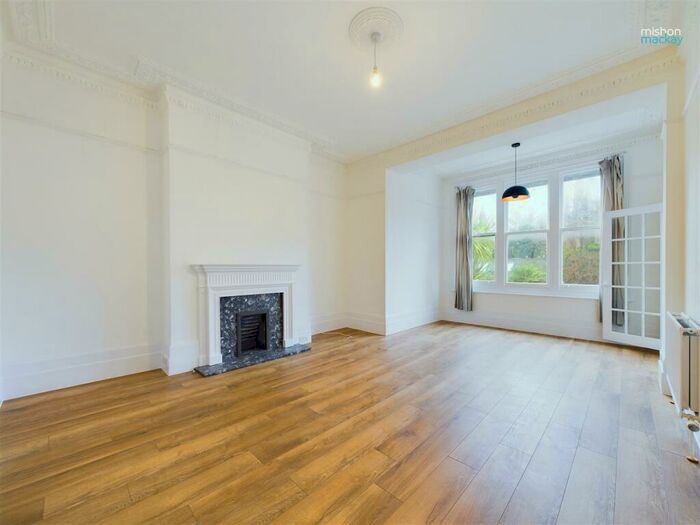 2 Bedroom Flat To Rent In Wilbury Road, Hove, BN3