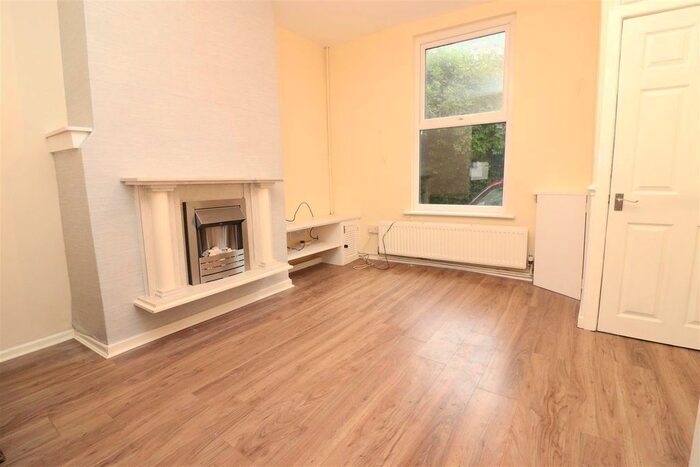 2 Bedroom End Of Terrace House To Rent In Baynes Street, Hoddlesden, Darwen, BB3