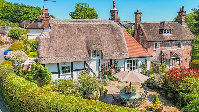 2 Bedroom Cottage For Sale In Witchampton, Wimborne, BH21