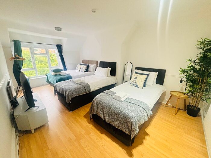 1 Bedroom Flat To Rent In Plymouth Road, Barry, CF62
