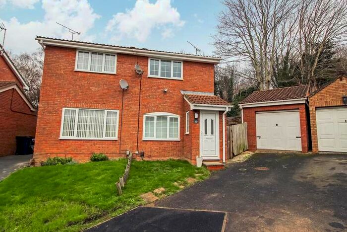 2 Bedroom Semi-Detached House To Rent In Avens Close, Woodhall Park, Swindon, SN2