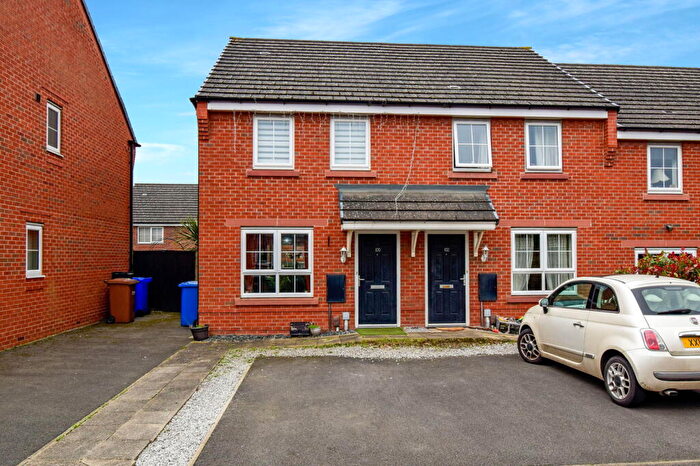 2 Bedroom End Of Terrace House For Sale In Dallington Avenue, Leyland, PR25
