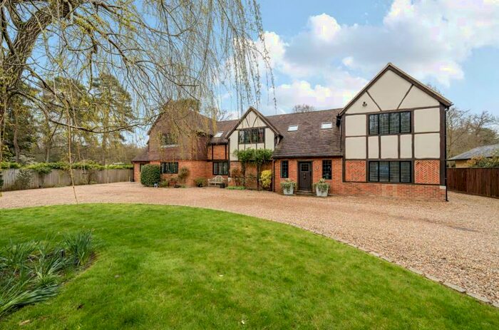 6 Bedroom Detached House To Rent In Ascot, Berkshire, SL5