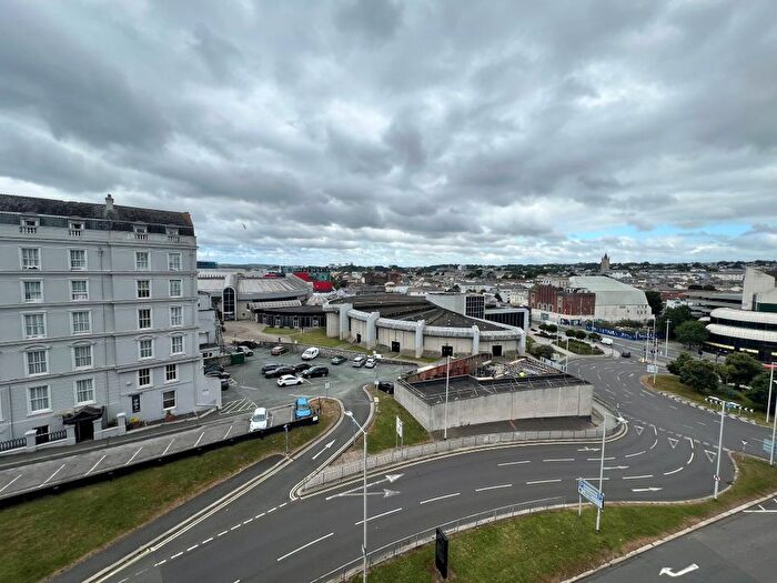1 Bedroom Flat For Sale In Flat, The Crescent, Plymouth, Devon, PL1