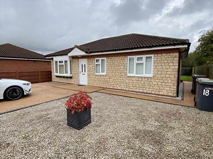 2 Bedroom Bungalow To Rent In Forum Way, Sleaford, NG34
