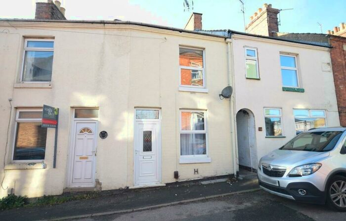 2 Bedroom Terraced House To Rent In Gladstone Street, Rothwell, NN14