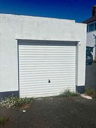 Garage / Parking To Rent In Garage Woodford Avenue, PL7