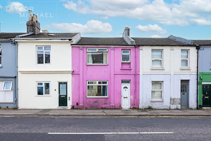 4 Bedroom Terraced House To Rent In Viaduct Road, Brighton, BN1