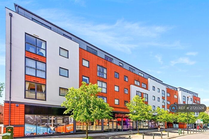 1 Bedroom Flat To Rent In Capitol Square, Epsom, KT17