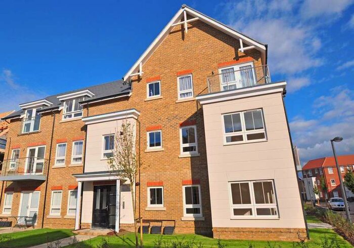 1 Bedroom Apartment To Rent In Hawthorn Court, Maidenhead, SL6