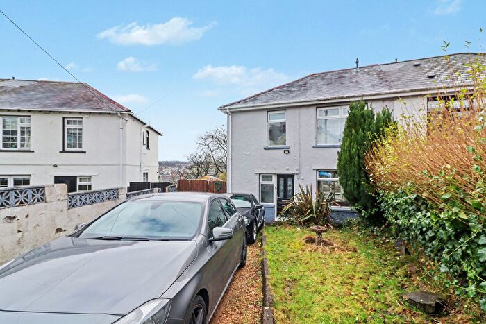 3 Bedroom Semi Detached House For Sale In Heolddu Crescent, Bargoed, CF81