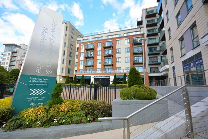 2 Bedroom Flat To Rent In Aerodrome Road, London, NW9