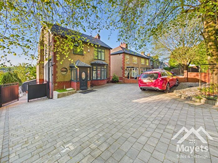 4 Bedroom Detached House For Sale In A Lammack Road, Blackburn. Lancs., BB1