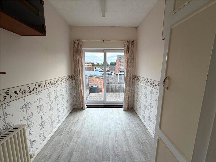 2 Bedroom Bungalow For Sale In Daneholme Avenue, Daventry, Northamptonshire, NN11