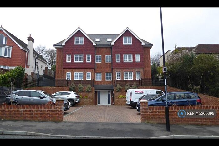2 Bedroom Flat To Rent In Coombes House, Purley, CR8