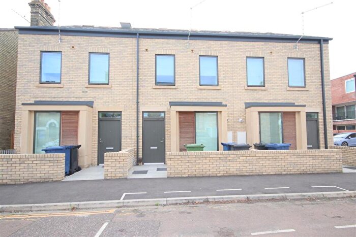 3 Bedroom House To Rent In Ross Street Cambridge, CB1