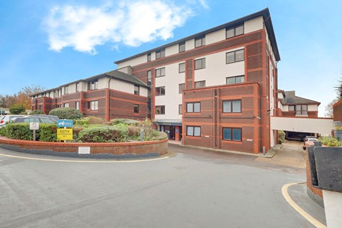 1 Bedroom Flat For Sale In Gordon Place, Southend-On-Sea, SS1