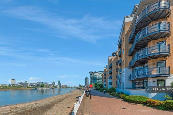 2 Bedroom Flat To Rent In Cotton Row, London, SW11