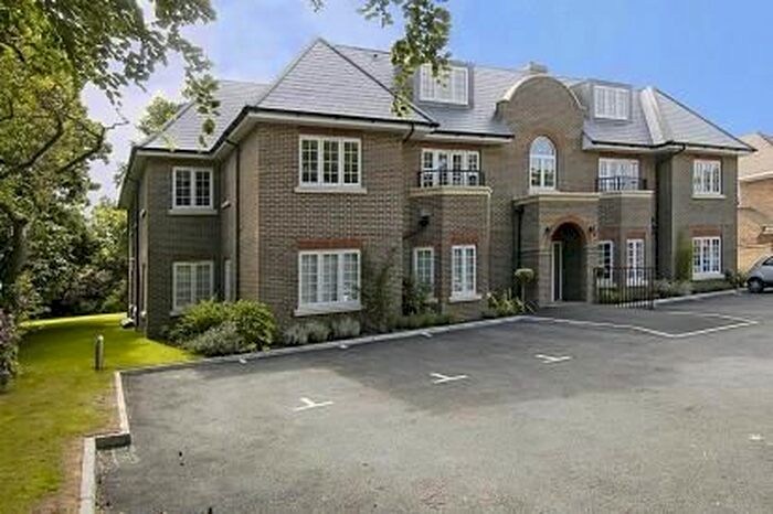 2 Bedroom Flat To Rent In Ascot, Berkshire, SL5