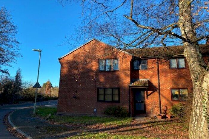 Studio To Rent In Knatchbull Close, Romsey, SO51