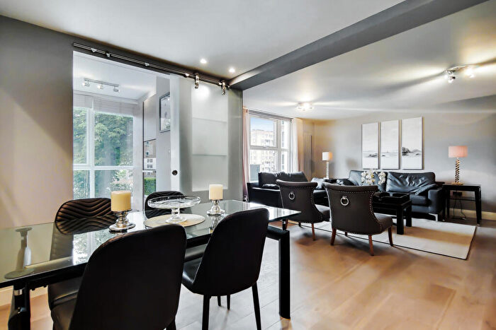 3 Bedroom Flat To Rent In Boydell Court, St. Johns Wood Park, NW8