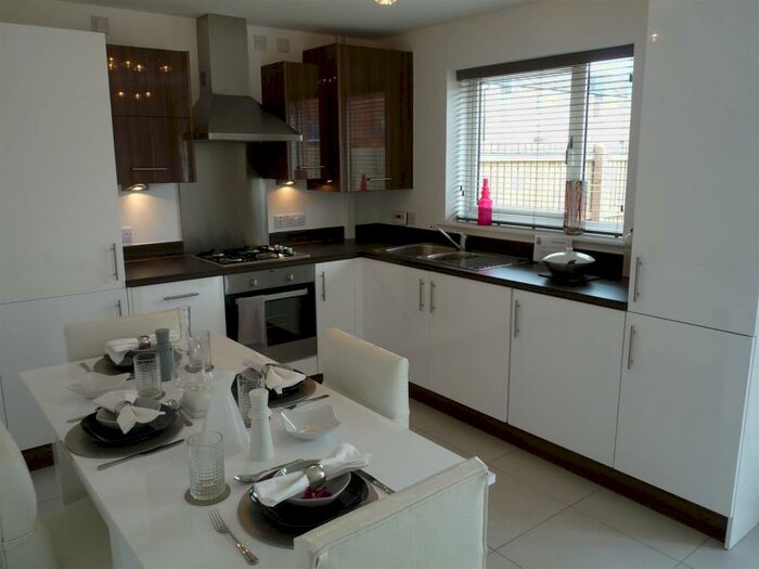 3 Bedroom Town House To Rent In Ross Walk, Belgrave, Leicester, LE4