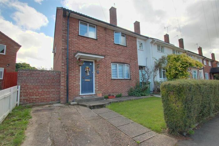 2 Bedroom End Of Terrace House To Rent In Benchleys Road, Hemel Hempstead, HP1