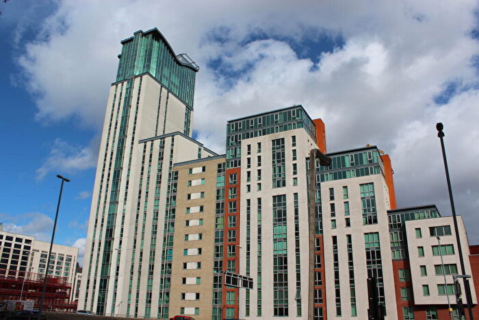 2 Bedroom Flat To Rent In Orion Building, Navigation Street, Birmingham, West Midlands, B5