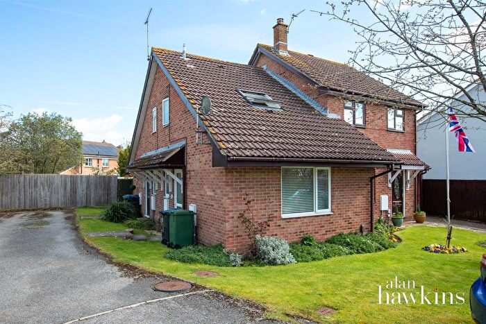 1 Bedroom Terraced House For Sale In Middle Ground, Royal Wootton Bassett, SN4