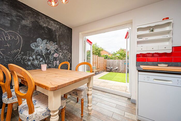 3 Bedroom End Of Terrace House For Sale In Greenfields Drive, Newport, TF10