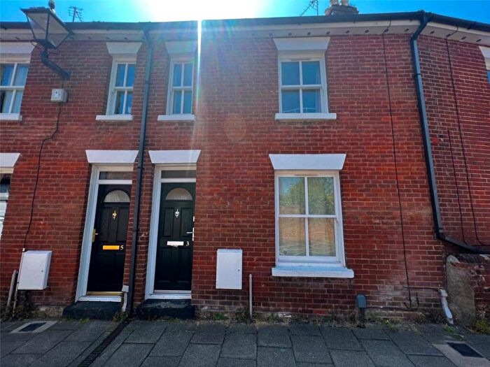 2 Bedroom Terraced House To Rent In Portersbridge Street, Romsey, Hampshire, SO51