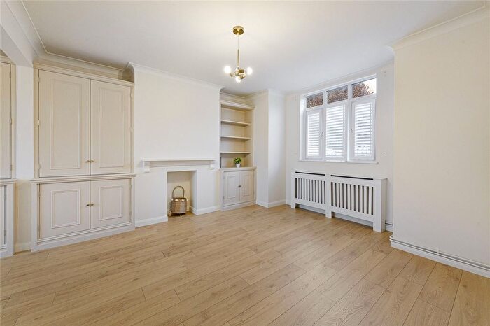 3 Bedroom Terraced House To Rent In Sulivan Road, London, SW6